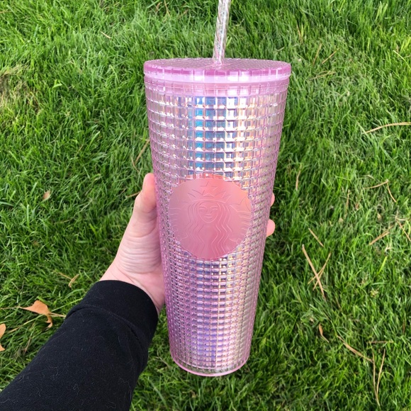 Starbucks pink iridescent holiday cup 2020 - Picture 1 of 7